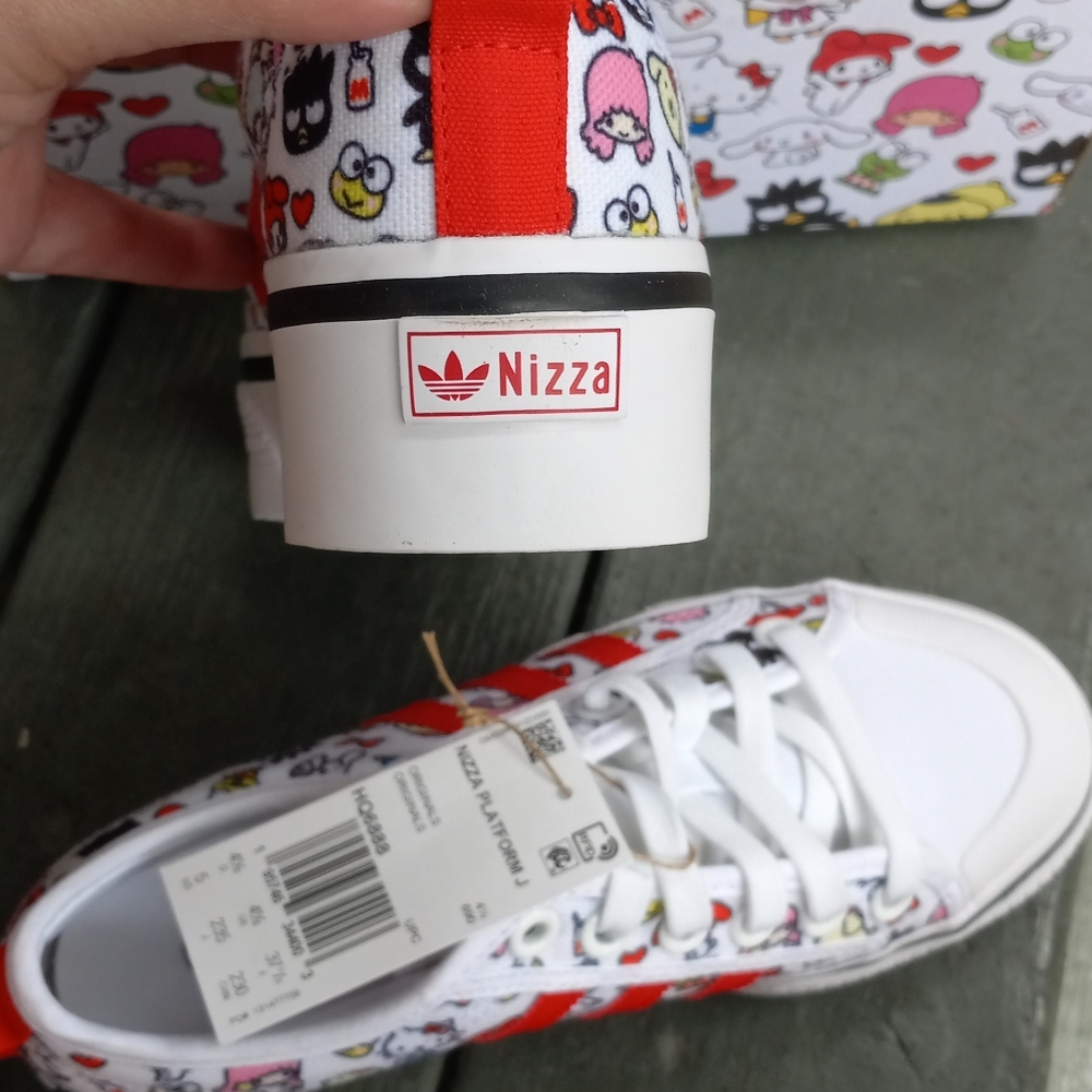 Adidas Originals (Unisex) Nizza Platform Sneakers J- Hello Kitty& Sanrio Friends - Picture 11 of 16